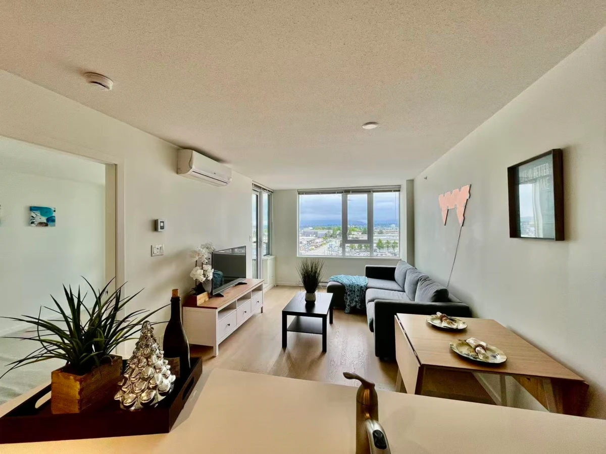 Family Room Photo of 1008 7788 Ackroyd Road, Richmond, BC