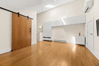 Basement Recreation Room Photo of 306 1140 Strathaven Drive, North Vancouver, BC