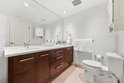 Hallway Photo of 306 1140 Strathaven Drive, North Vancouver, BC