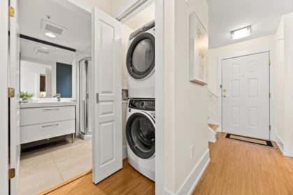 Hot Tub / Spa Photo of 306 1140 Strathaven Drive, North Vancouver, BC
