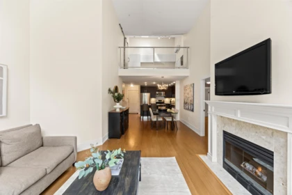 Kitchen Island Photo of 306 1140 Strathaven Drive, North Vancouver, BC