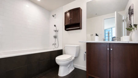 Mudroom Photo of 604 738 Broughton Street, Vancouver, BC