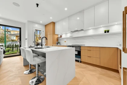 Breakfast Nook Photo of 4956 Chester Street, Vancouver, BC