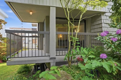 Office / Den Photo of 104 1355 Fir Street, White Rock, BC