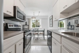 104 1355 Fir Street, White Rock, BC