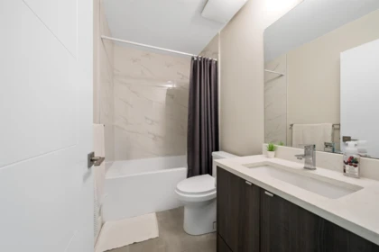 Hallway Photo of 1 24086 104 Avenue, Maple Ridge, BC