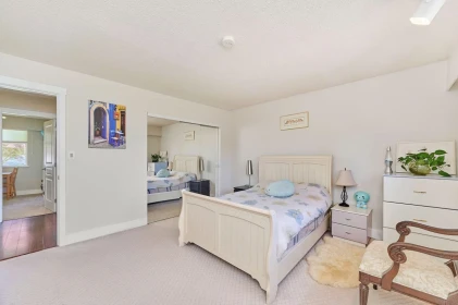 Powder Room Photo of 6086 49 Avenue, Delta, BC