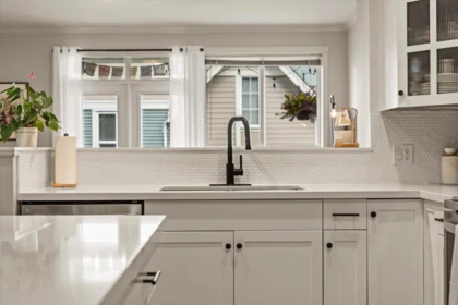 Breakfast Nook Photo of 16 5837 Sappers Way, Chilliwack, BC