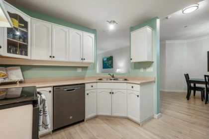 Breakfast Nook Photo of 112 12464 191b Street, Pitt Meadows, BC