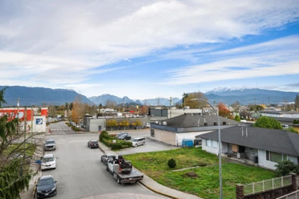 Front Yard Photo of 112 12464 191b Street, Pitt Meadows, BC