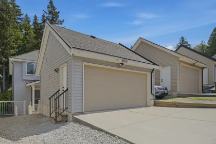 Hot Tub / Spa Photo of 6035 138a Street, Surrey, BC