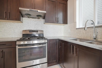 Kitchen Photo of 6035 138a Street, Surrey, BC