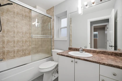 Mudroom Photo of 6035 138a Street, Surrey, BC