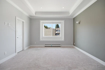 Walk-In Closet Photo of 6035 138a Street, Surrey, BC