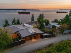 3673 Sunset Lane, West Vancouver, BC