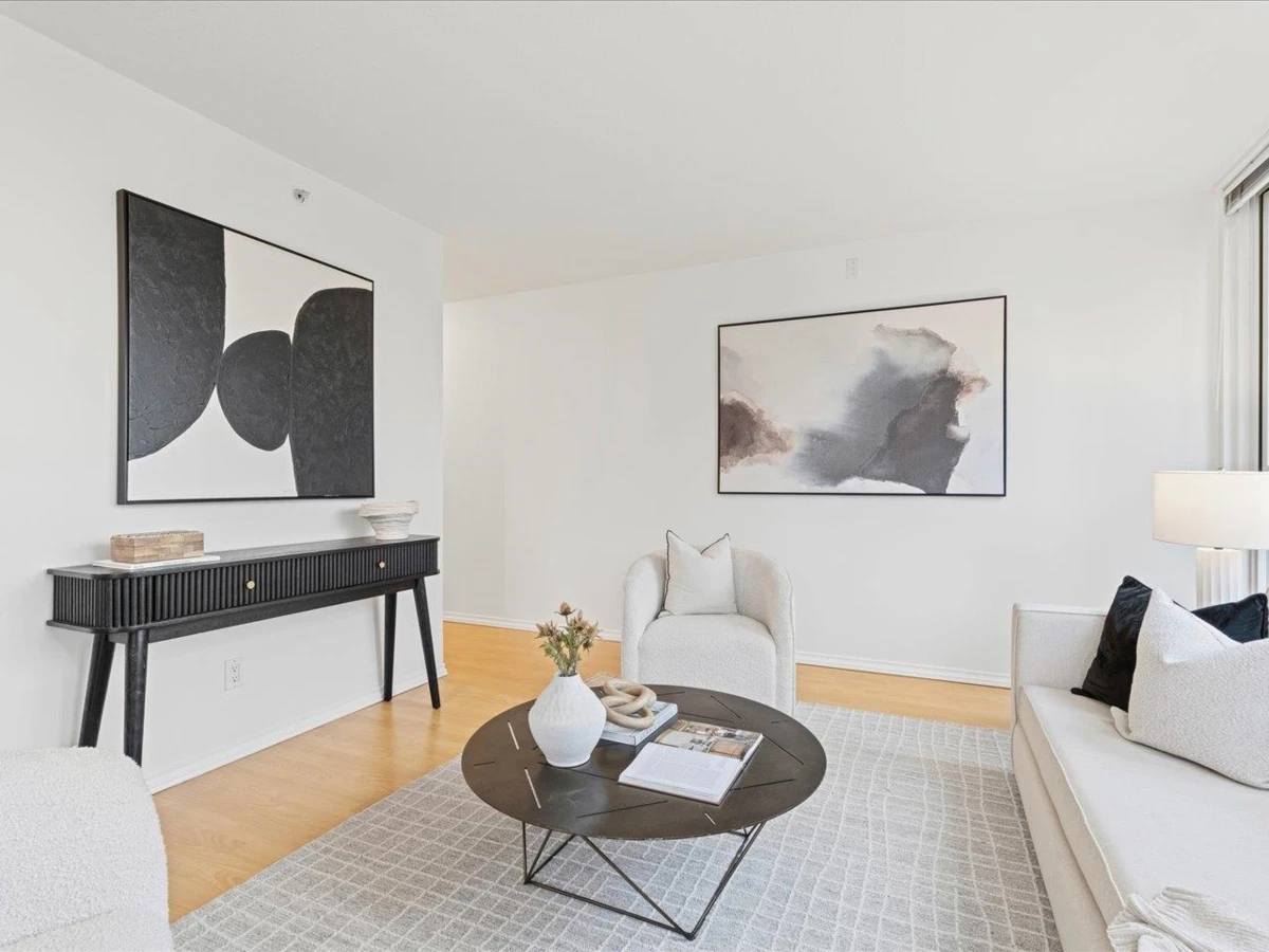 Family Room Photo of 708 1188 Richards Street, Vancouver, BC