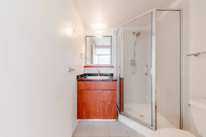 Entry Foyer Photo of 906 822 Seymour Street, Vancouver, BC
