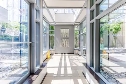 Hot Tub / Spa Photo of 906 822 Seymour Street, Vancouver, BC