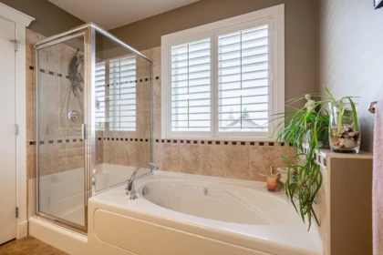 Laundry Room Photo of 16581 60 Avenue, Surrey, BC
