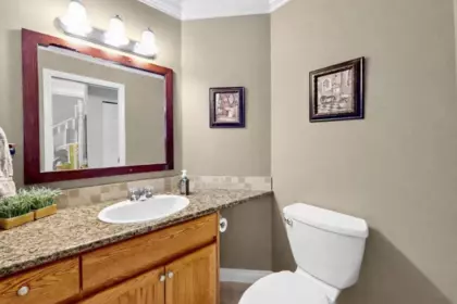 Entry Foyer Photo of 15929 88a Avenue, Surrey, BC