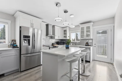 Breakfast Nook Photo of 13035 98a Avenue, Surrey, BC