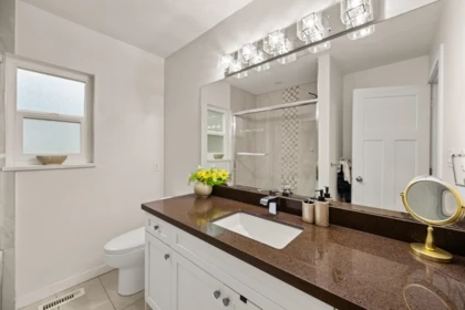 Hallway Photo of 12403 Laity Street, Maple Ridge, BC