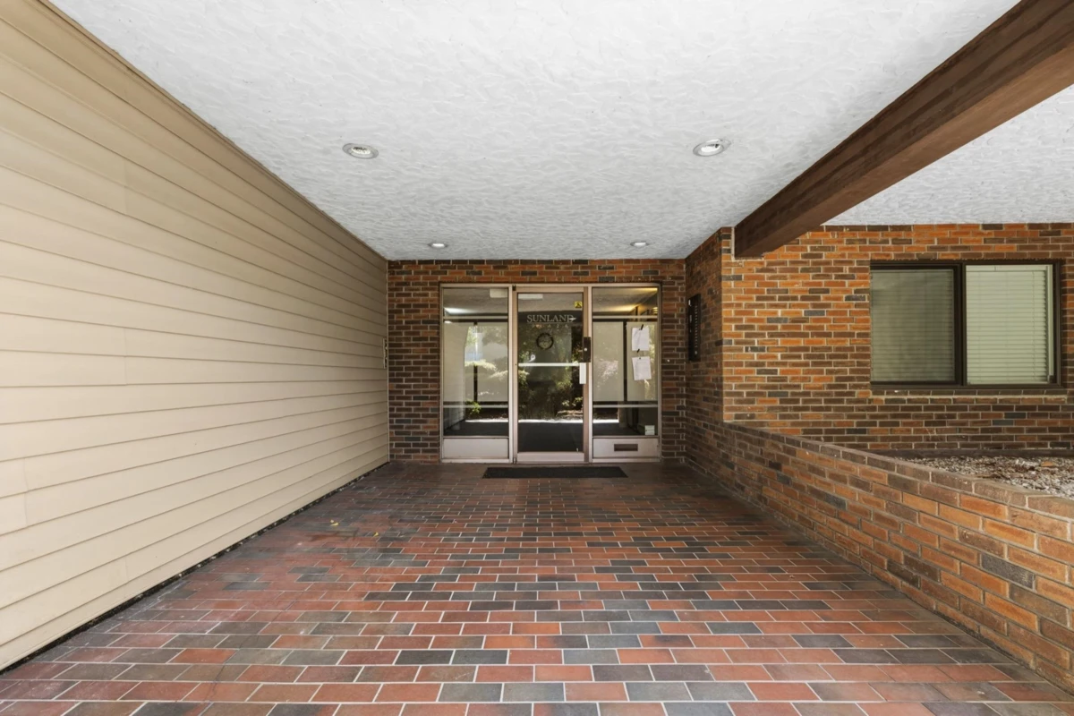 Family Room Photo of 202 5553 16 Avenue, Delta, BC