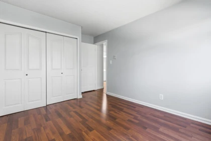 Entry Foyer Photo of 202 5553 16 Avenue, Delta, BC