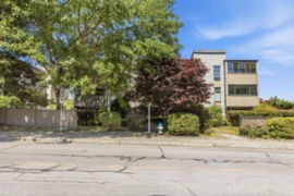 202 5553 16 Avenue, Delta, BC