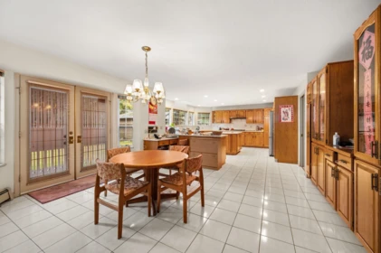 Kitchen Island Photo of 6828 Cypress Street, Vancouver, BC