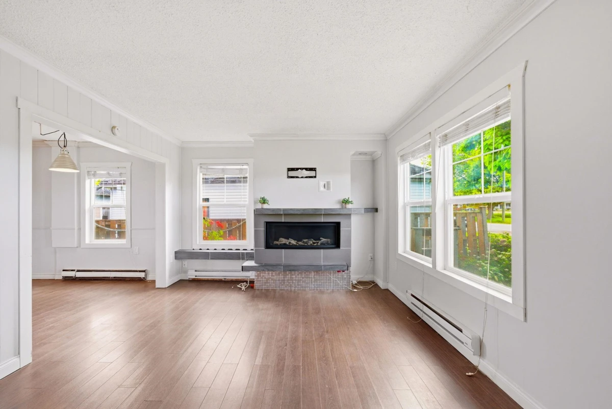 Living Room Photo of 11 Catalina Crescent, Richmond, BC