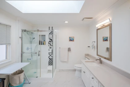 Guest Bathroom Photo of 12100 Cameron Drive, Richmond, BC