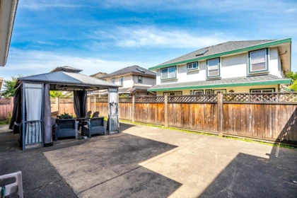 Swimming Pool Photo of 12100 Cameron Drive, Richmond, BC
