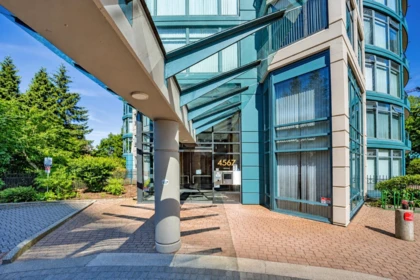Garden / Landscaping Photo of 1005 4567 Hazel Street, Burnaby, BC