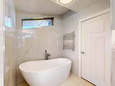 Guest Bathroom Photo of 7377 Stride Avenue, Burnaby, BC