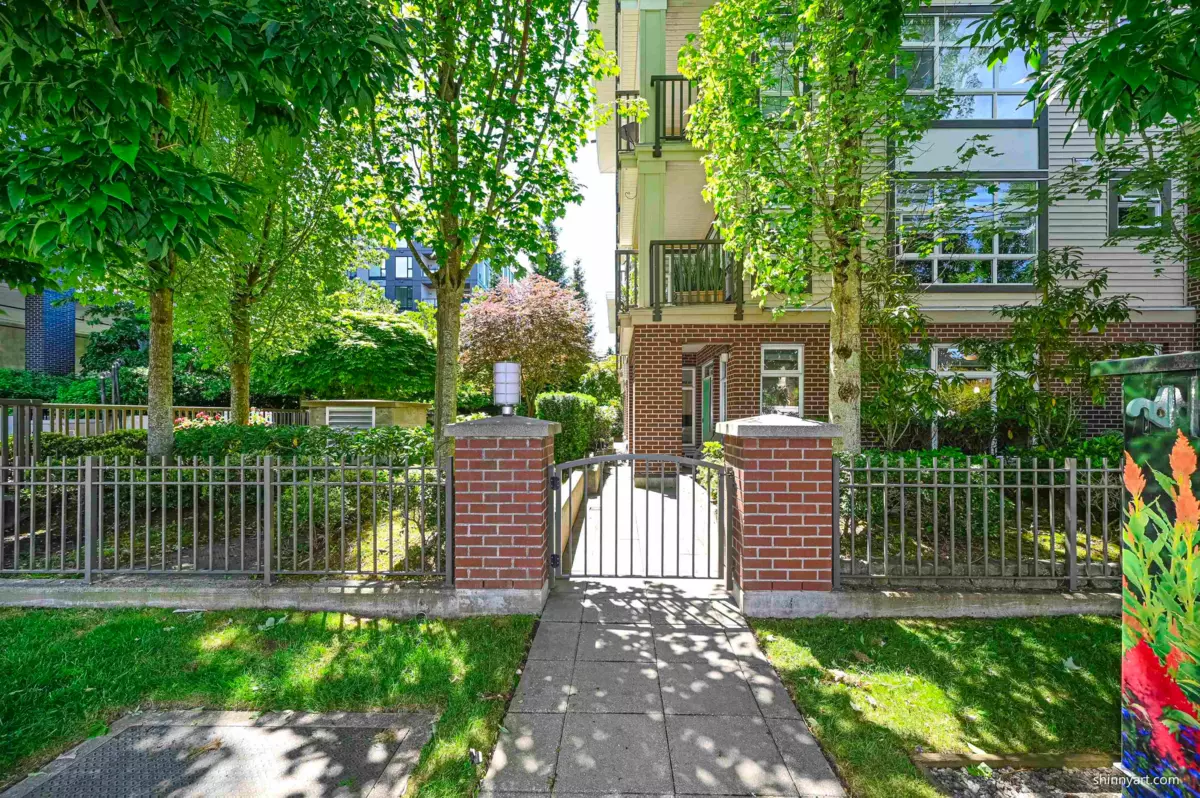 Exterior Rear Photo of 114 15168 19 Avenue, Surrey, BC