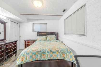 Basement Recreation Room Photo of 11688 85a Avenue, Delta, BC