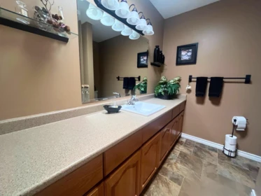 Guest Bathroom Photo of 18 46485 Airport Road, Chilliwack, BC