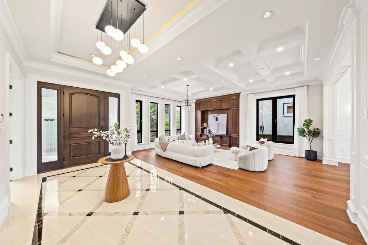 Dining Area Photo of 4347 W 9th Avenue, Vancouver, BC