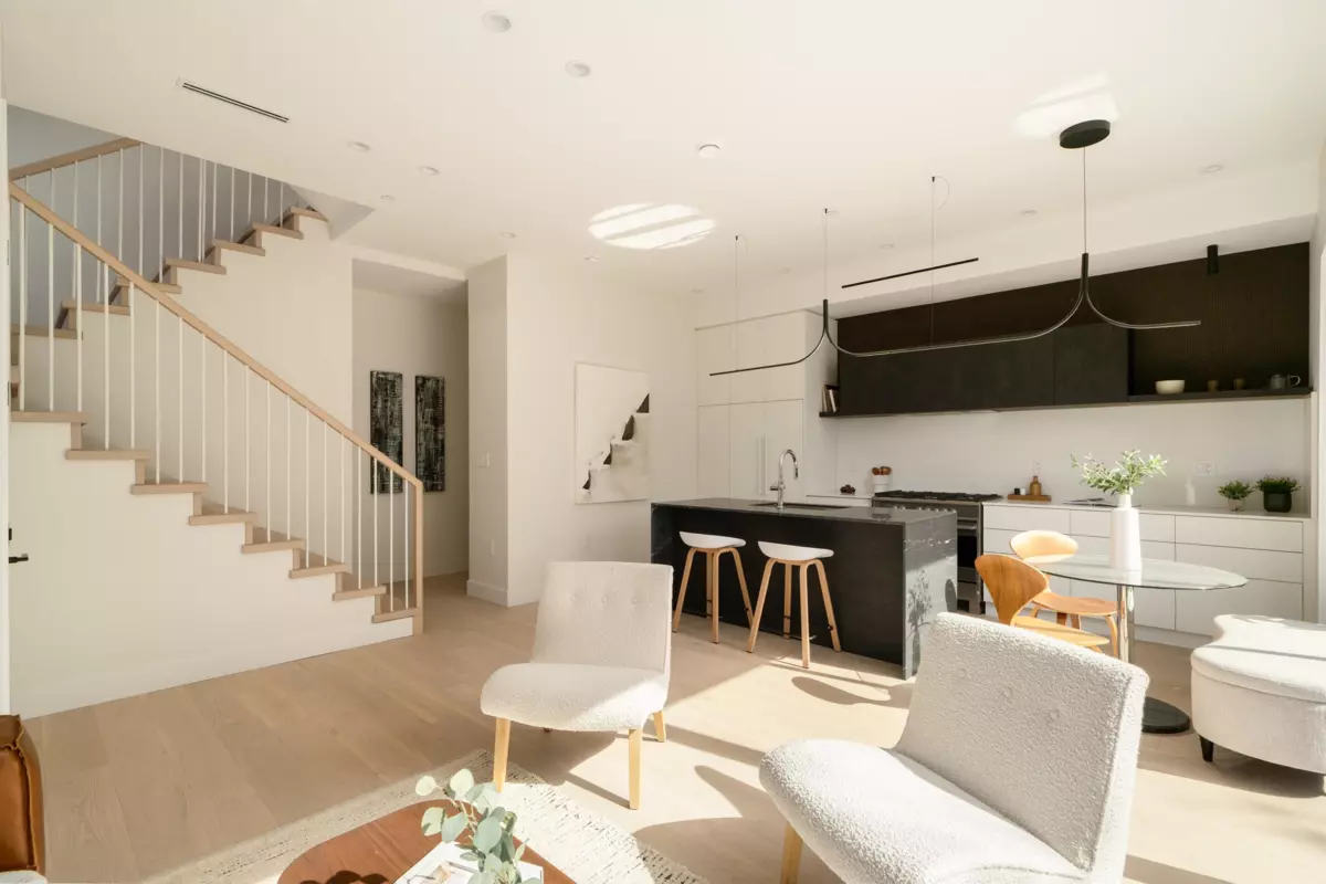Dining Area Photo of 2 4161 Windsor Street, Vancouver, BC