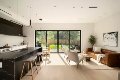 Kitchen Photo of 2 4161 Windsor Street, Vancouver, BC