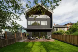2 4161 Windsor Street, Vancouver, BC