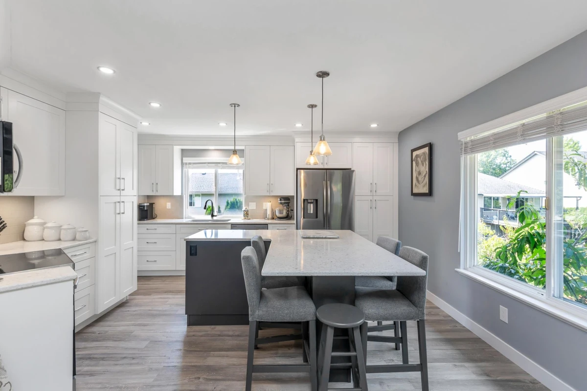 Dining Area Photo of 35479 Tweedsmuir Drive, Abbotsford, BC