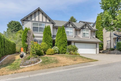 35479 Tweedsmuir Drive, Abbotsford, BC, Abbotsford — Single Family Residence for sale