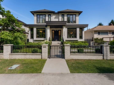 Swimming Pool Photo of 2305 W King Edward Avenue, Vancouver, BC