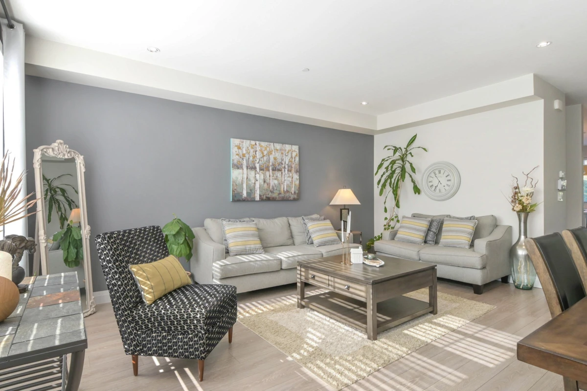Living Room Photo of 14 19938 70 Avenue, Langley, BC