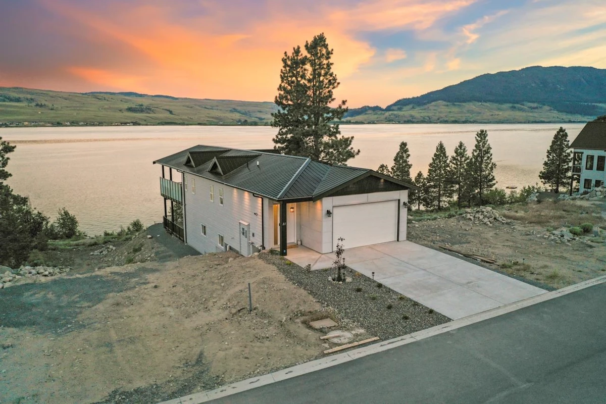 Family Room Photo of 21 6528 Waterside Trail, No City Value, BC