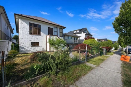 2354 E 33rd Avenue, Vancouver, BC, Vancouver — Single Family Residence for sale
