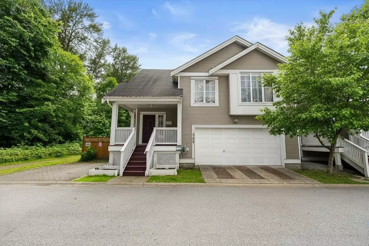 Living Room Photo of 328 3000 Riverbend Drive, Coquitlam, BC