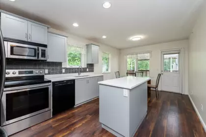 328 3000 Riverbend Drive, Coquitlam, BC, Coquitlam — Single Family Residence for sale